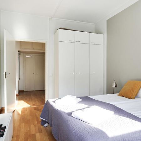 Kotimaailma Apartments Kamppi - 2Br In The City Center With Code Lock Helsinky Exteriér fotografie