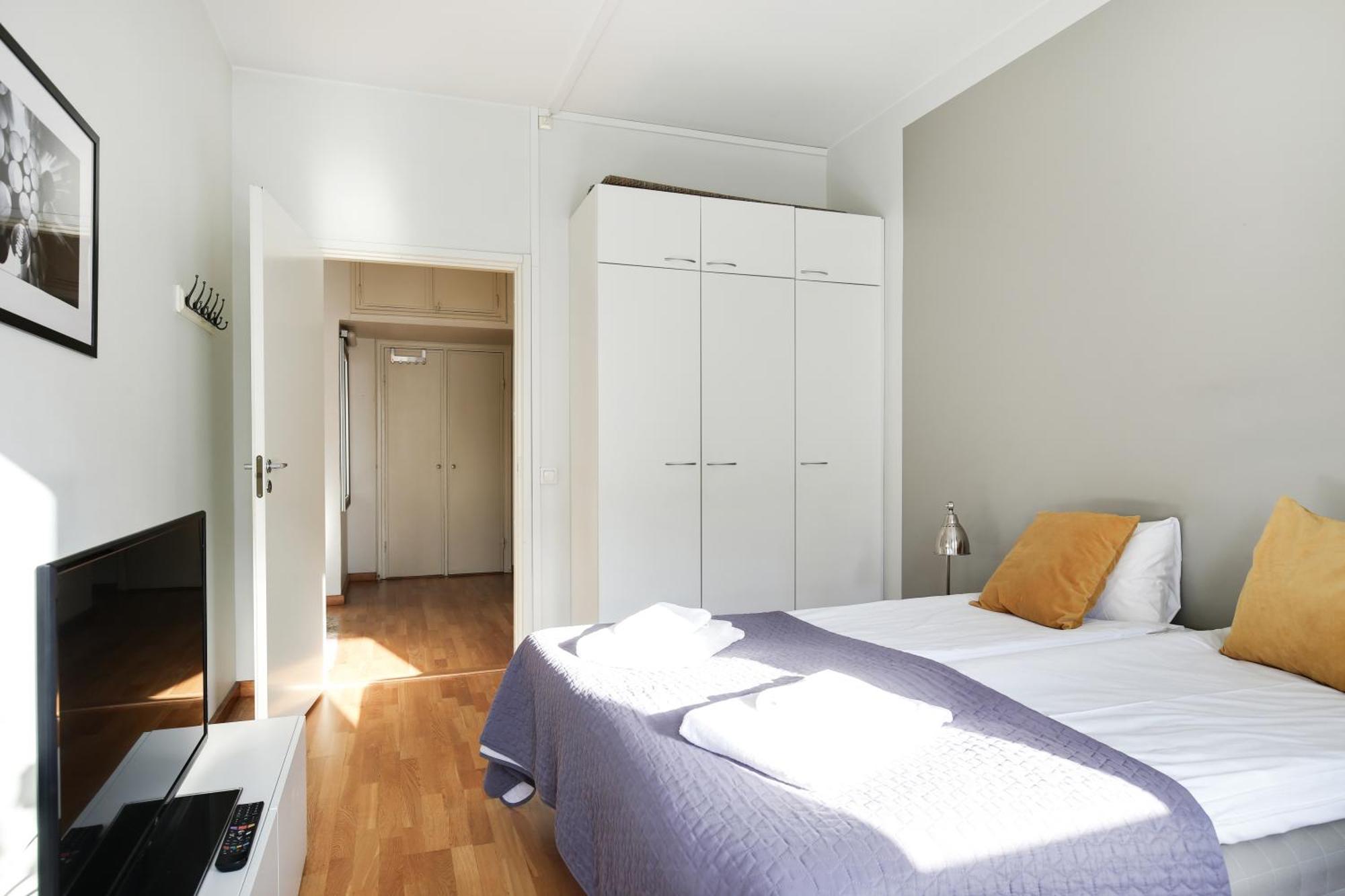 Kotimaailma Apartments Kamppi - 2Br In The City Center With Code Lock Helsinky Exteriér fotografie